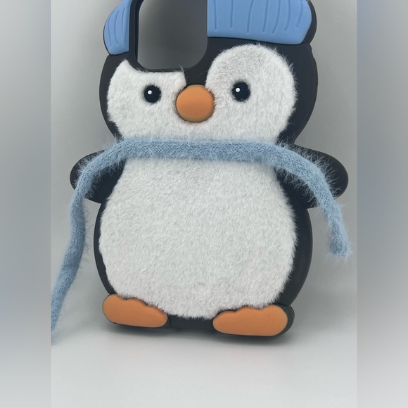 iPhone 16 Pro Max Case – 3D Penguin Winter Style with Fuzzy Texture & Beanie Hat - Picture 5 of 7